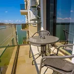 Apartment Solid Georgia