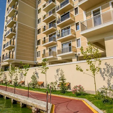 Διαμέρισμα Solid Georgia Mamaia