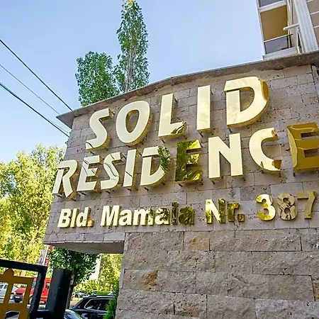 Solid Georgia דירה *